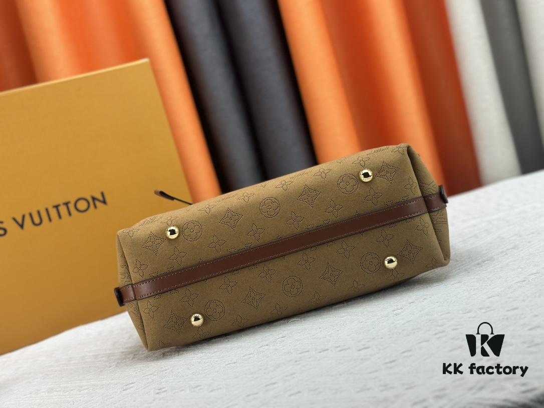 M11843 M46203 (Suede Leather with Digital Perforation Technique) CarryAll Small Bag from LV Ski Collection