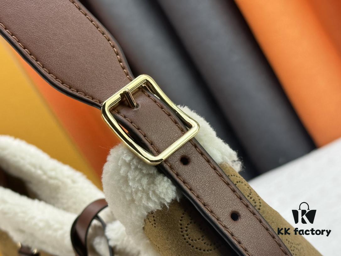 M11843 M46203 (Suede Leather with Digital Perforation Technique) CarryAll Small Bag from LV Ski Collection