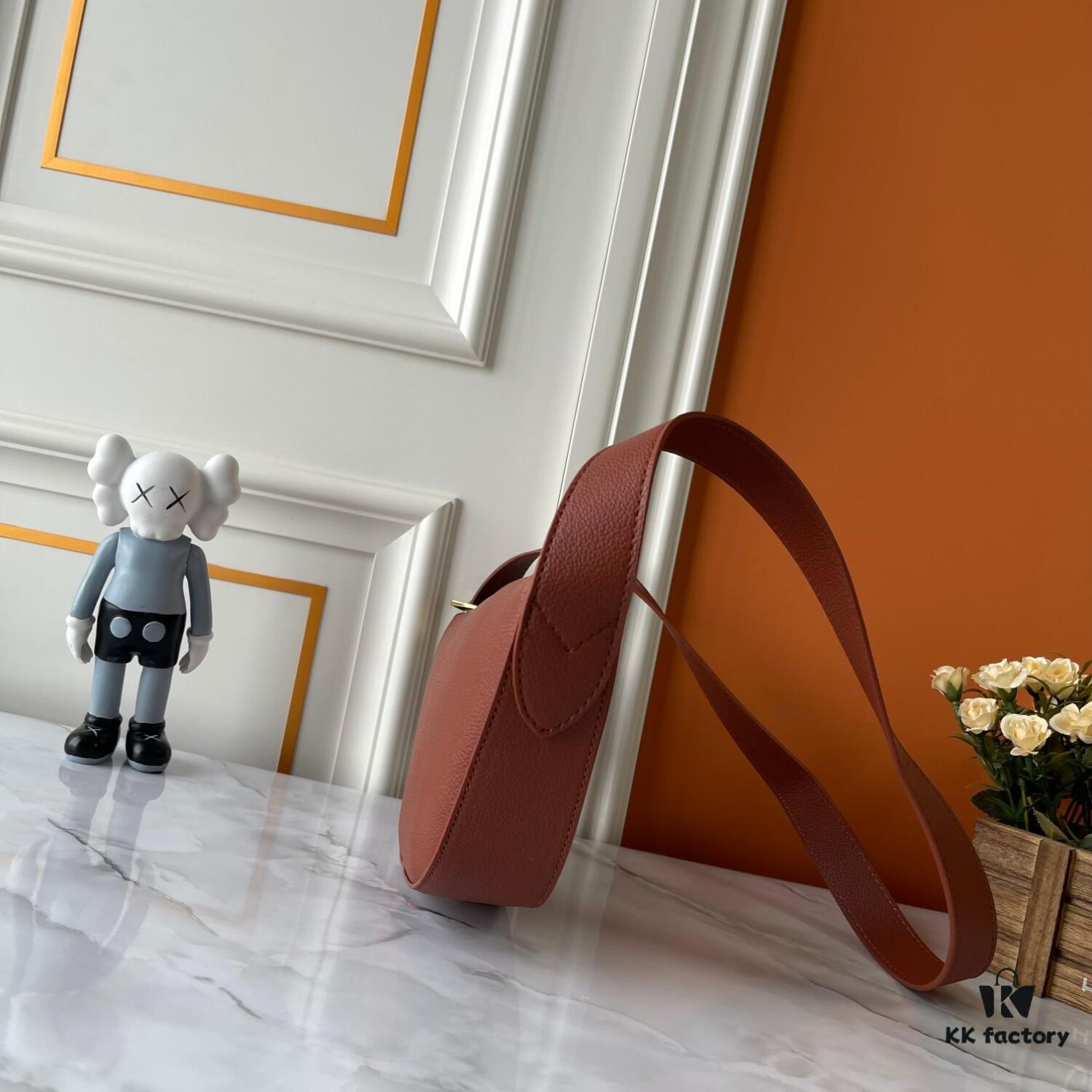 Upgraded Version (Real Photos, Quality Compared) M83546 M11429 Low Key Bumbag