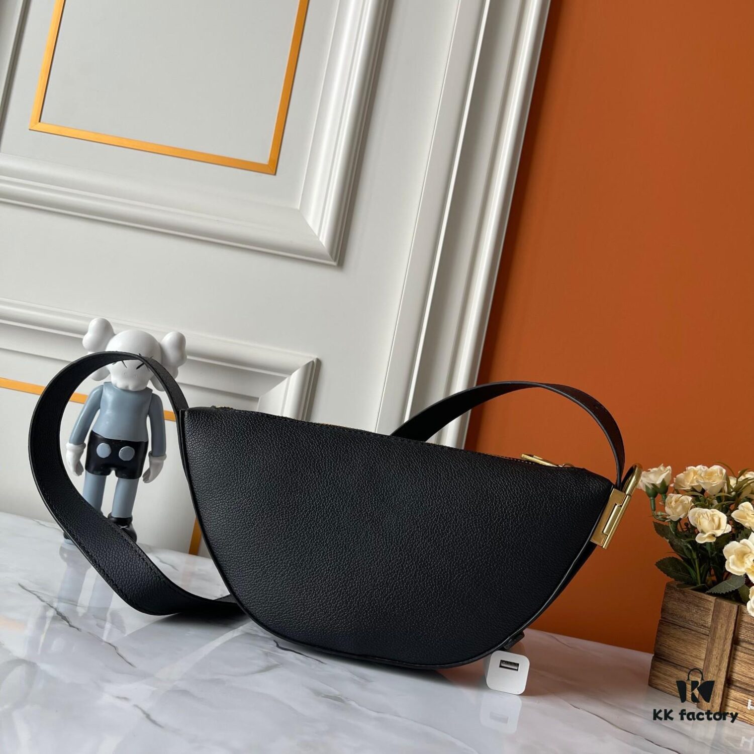 Upgraded Version (Authentic Photos, Quality Compared) M83546 M11429 Low Key Belt Bag