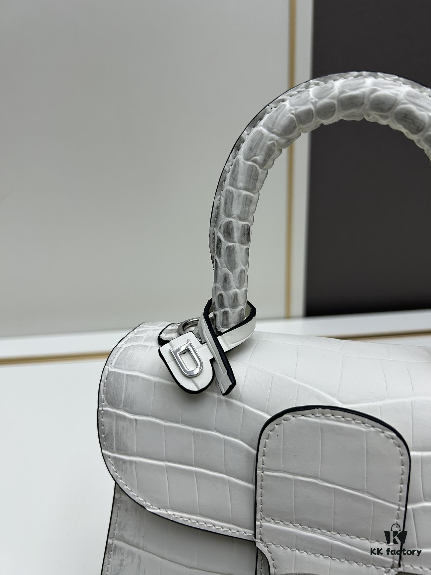 Luxuriously Unveiled 🔥 Crocodile 🐊 Embossed MM Size