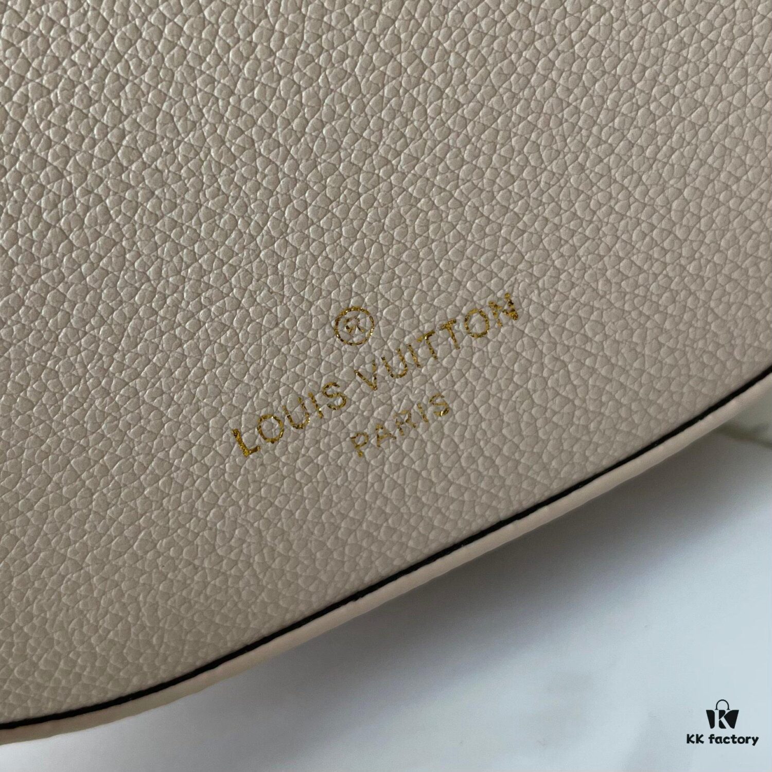 Upgraded Version (Authentic Photos, Quality Compared) M83546 M11429 Low Key Bumbag