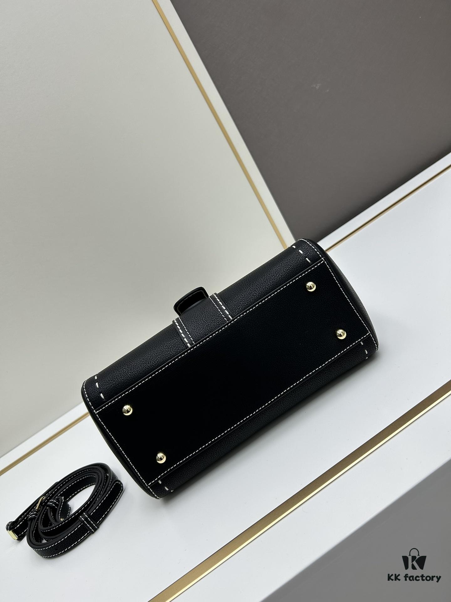 Delvaux 2024 Spring-Summer Exposed Stitching Collection