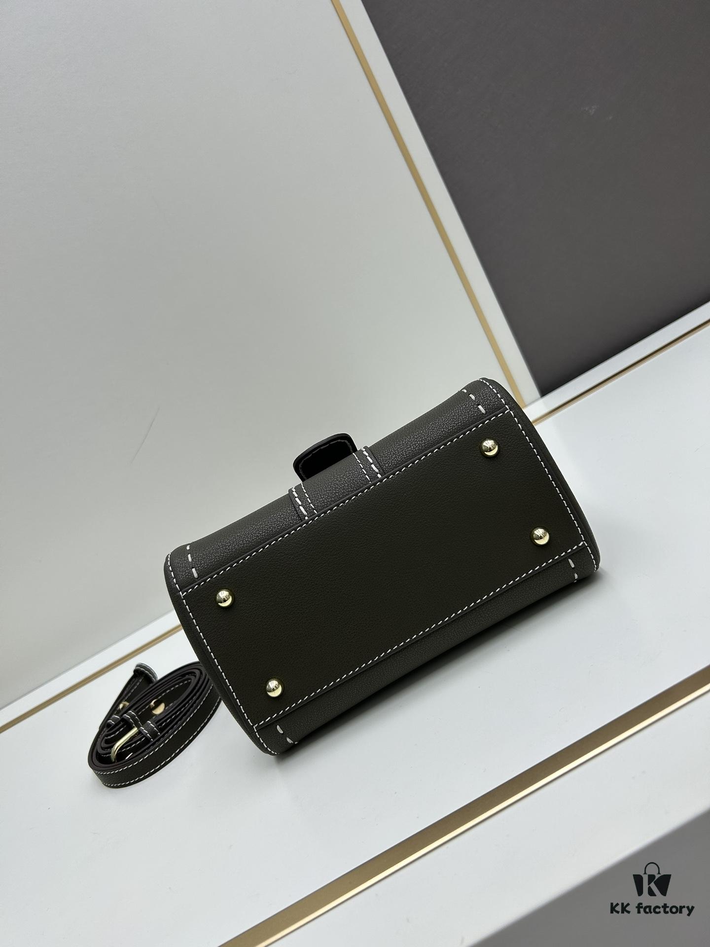 Delvaux 2024 Spring-Summer Exposed Stitching Collection