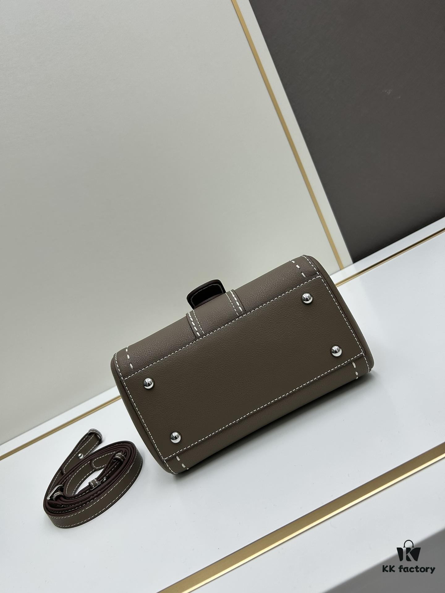 Delvaux 2024 Spring-Summer Exposed Stitching Collection