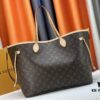 Authentic Item! Highly Acclaimed and Popular - LV's Latest Bestseller M40990 Large Size