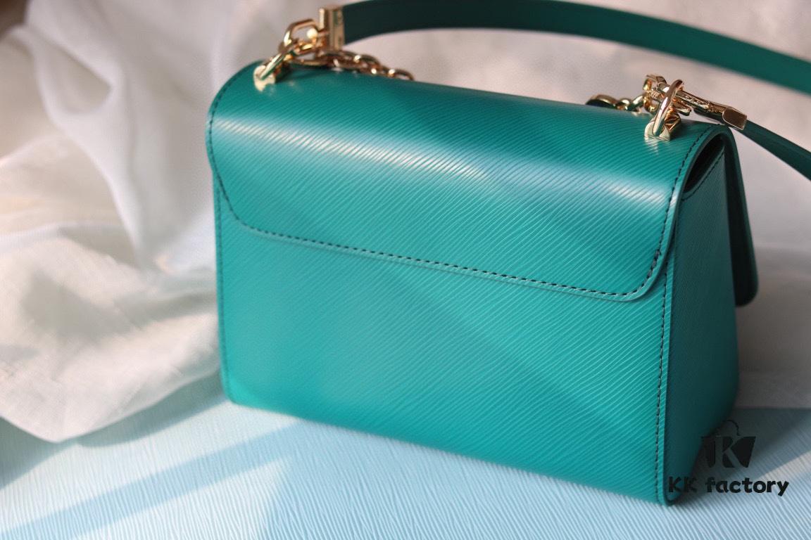 Latest TWIST Collection Top Quality Original Version Model No. 50369/59402/59403/59627/59405 The New Medium Twist Bag Features Hand-Engraved Dual-Tone Chain with Enamel Monogram Flowers