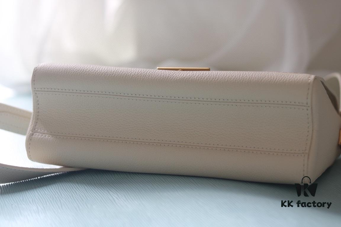 New Arrival, LV Twist Soft Twist