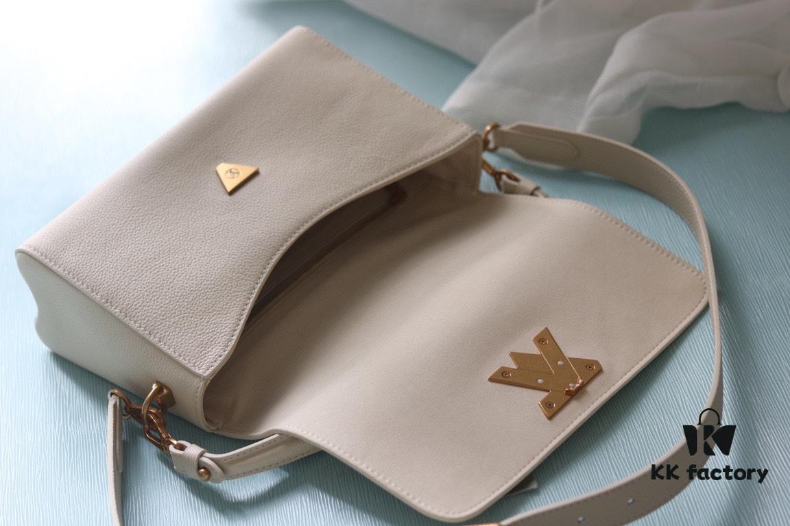 New Arrival, LV Twist Soft Twist