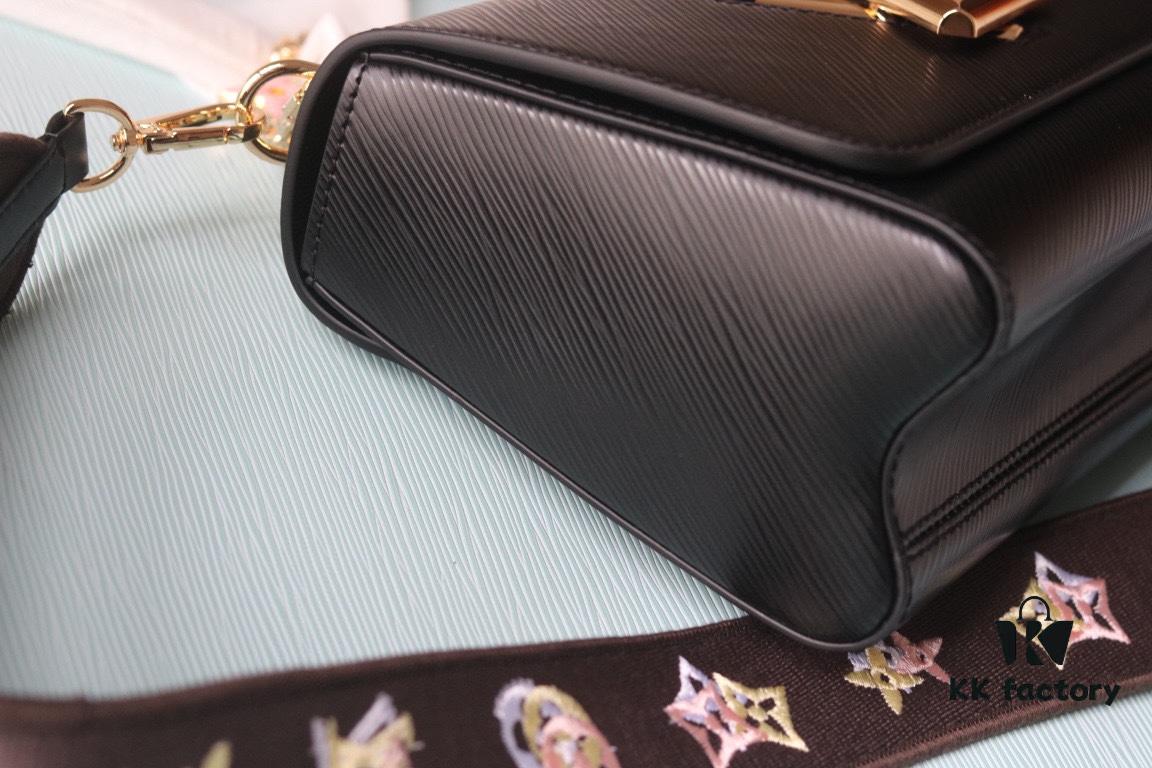 New Arrival Top-Quality Twist Medium Handbag - Model No. 50398/23390/23389