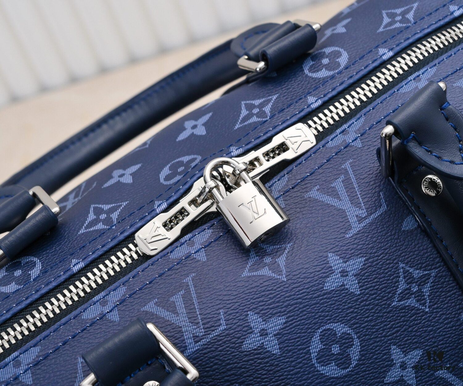 M11558 41416 41414 Black to Blue Gradient Green Louis Vuitton LV 24FW Monogram New Messenger Bag Montsouris Crossbody Keepall 55 Travel Bag