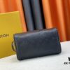 Exclusive Louis Vuitton Neymar-Inspired Dual-Zip Cosmetic Pouch – Soft Monogram Canvas, Practical & Celebrity-Favorite Design