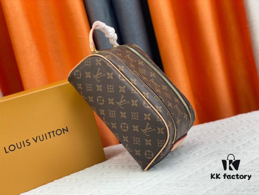 Exclusive Louis Vuitton Neymar-Inspired Double Zip Makeup Pouch – Soft Monogram Canvas, Practical Design Loved by Stars