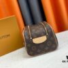 Exclusive Louis Vuitton Neymar-Inspired Double Zip Makeup Pouch – Soft Monogram Canvas, Practical Design Loved by Stars