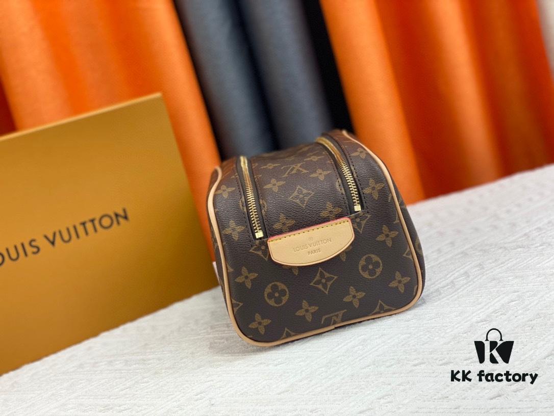 Exclusive Louis Vuitton Neymar-Inspired Double Zip Makeup Pouch – Soft Monogram Canvas, Practical Design Loved by Stars