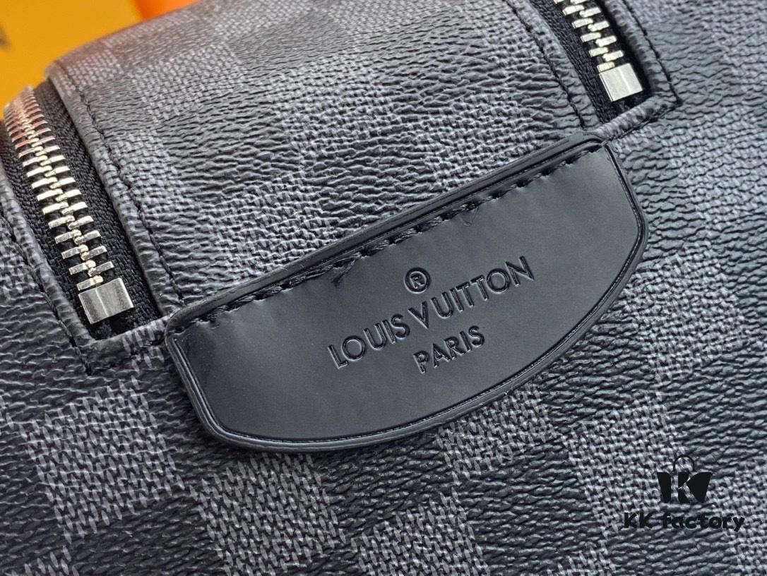 Exclusive Louis Vuitton Neymar-Inspired Dual-Zip Cosmetic Pouch – Soft Monogram Canvas, Highly Practical Design Loved by Stars