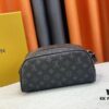 Exclusive Louis Vuitton Neymar-Inspired Dual-Zip Cosmetic Pouch, Favored by Stars, Made of Soft Monogram Canvas