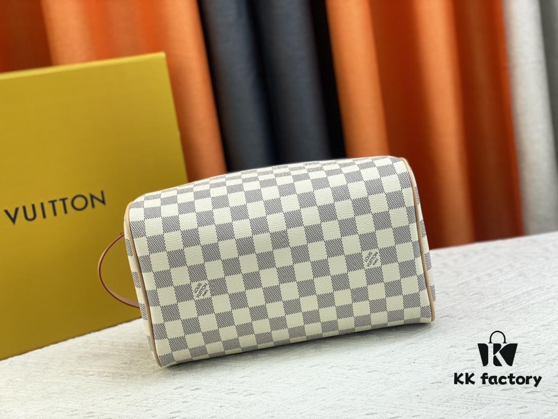 Exclusive Louis Vuitton Neymar-Inspired Dual-Zip Makeup Pouch – Soft Monogram Canvas, Highly Practical Celebrity Favorite