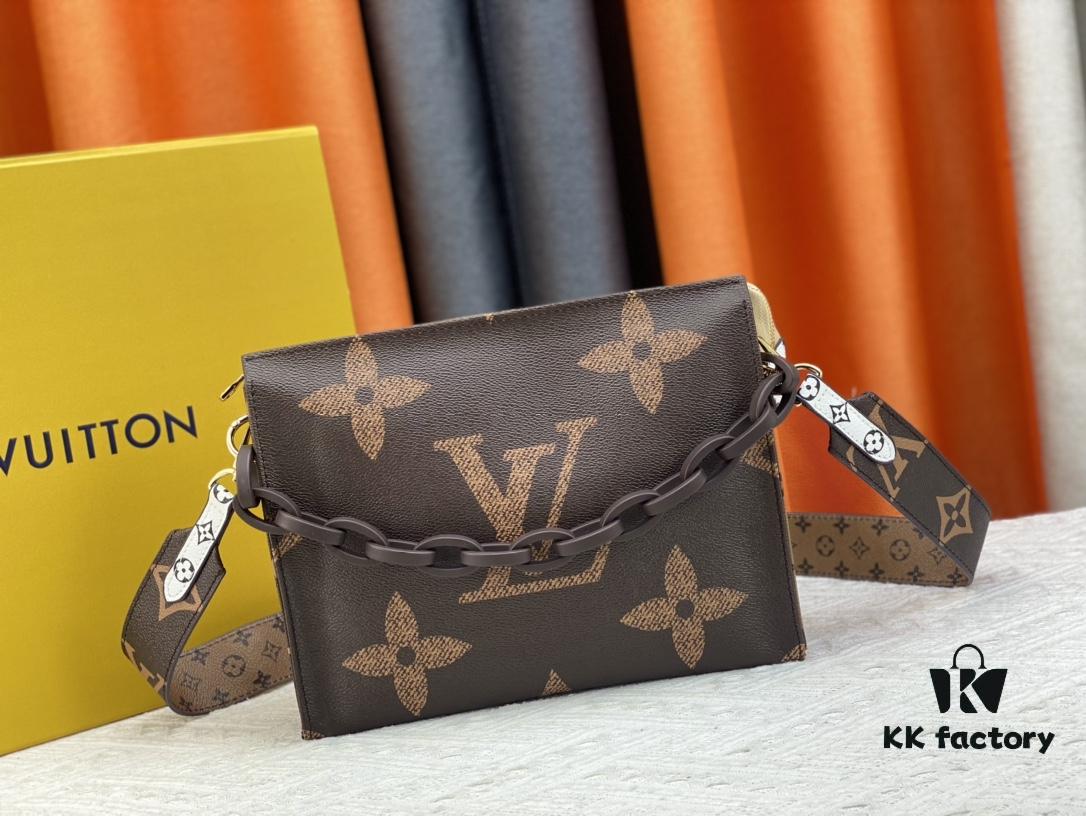 Authentic High-End Quality Exclusive Redesign 💥 M47542 M67692 M47545 LV [Rose] Remodeled Official Website Toiletry Bag Super Hot Beautiful New Model LV Original Sample Matched Pattern Quality 🌵 Classic Monogram Clutch Toiletry Bag 🤞 Ultra-High Quality Authentic Hardware 💧 Creatively Crafted 👍🏻 Excellent Fit and Design Concept 💦 Masterfully Made, Size 25 x 20.5