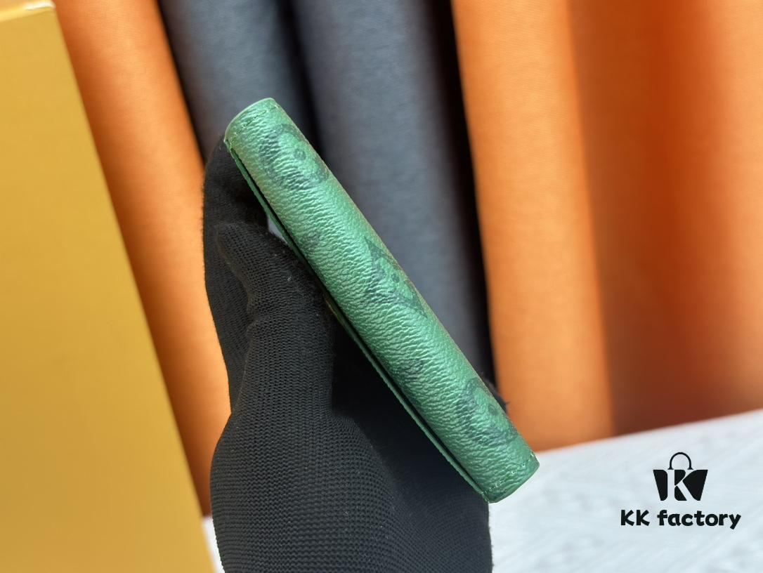 M80798 Monogram Canvas Everyday Pouch