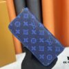 M80801 This zipper wallet is part of the 2021–24 Autumn-Winter Everyday LV Limited Edition collection