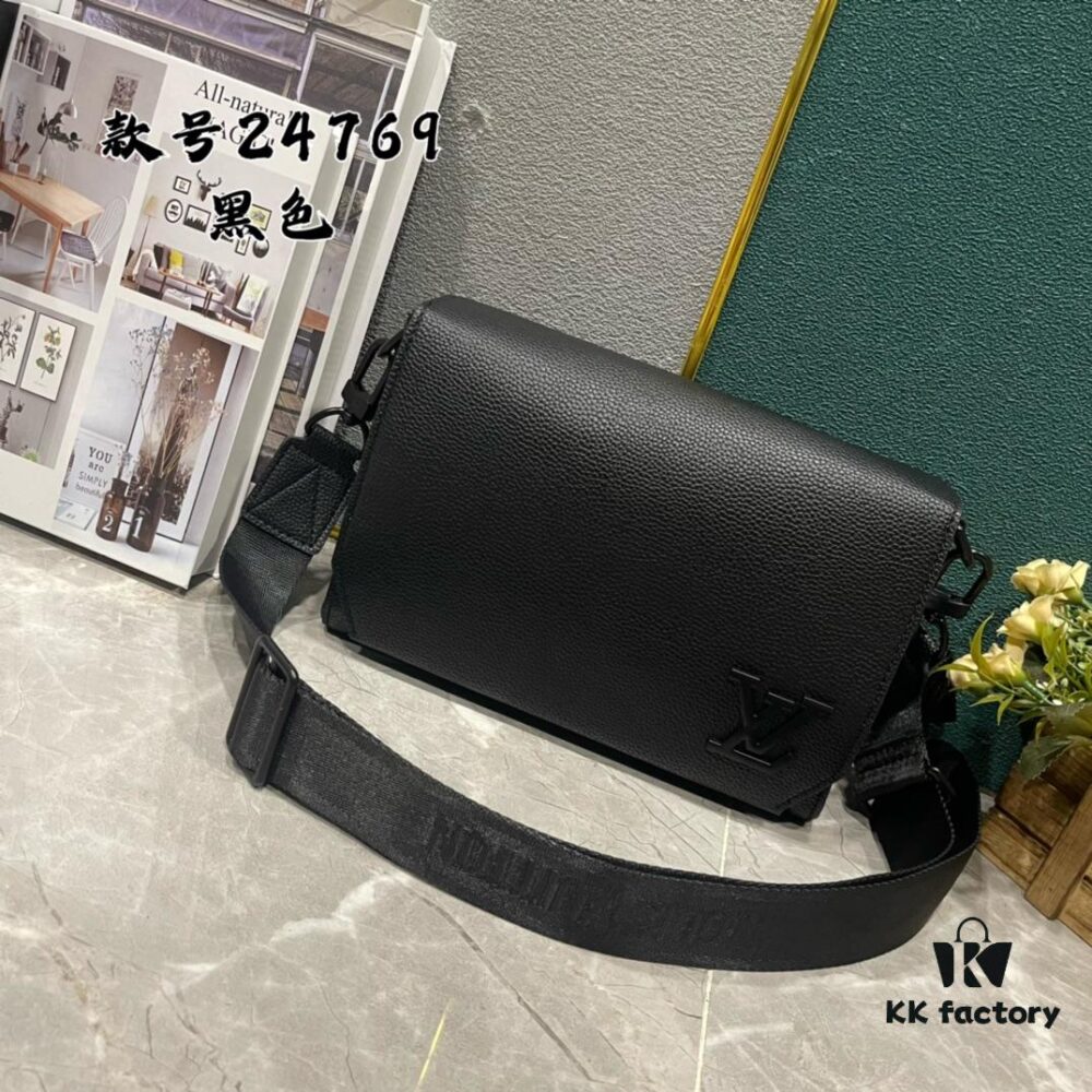 Upgraded Version 200 [Takeoff Small Aer Messenger Bag] M25125 M24769 57080 Black Forest Green