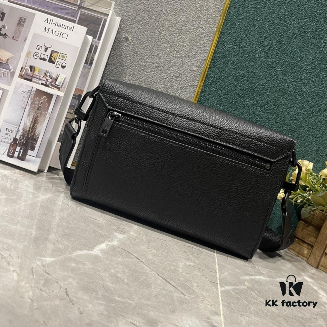 Upgraded Version 200 [Takeoff Small Aer Messenger Bag] M25125 M24769 57080 Black Forest Green