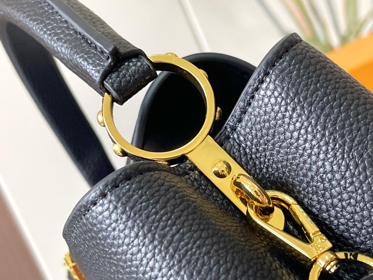 Upgraded M24664 Capucines East West Medium Handbag