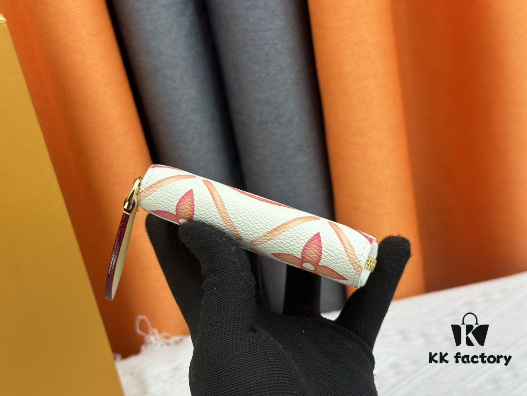 M83658 Red Zippy Coin Purse