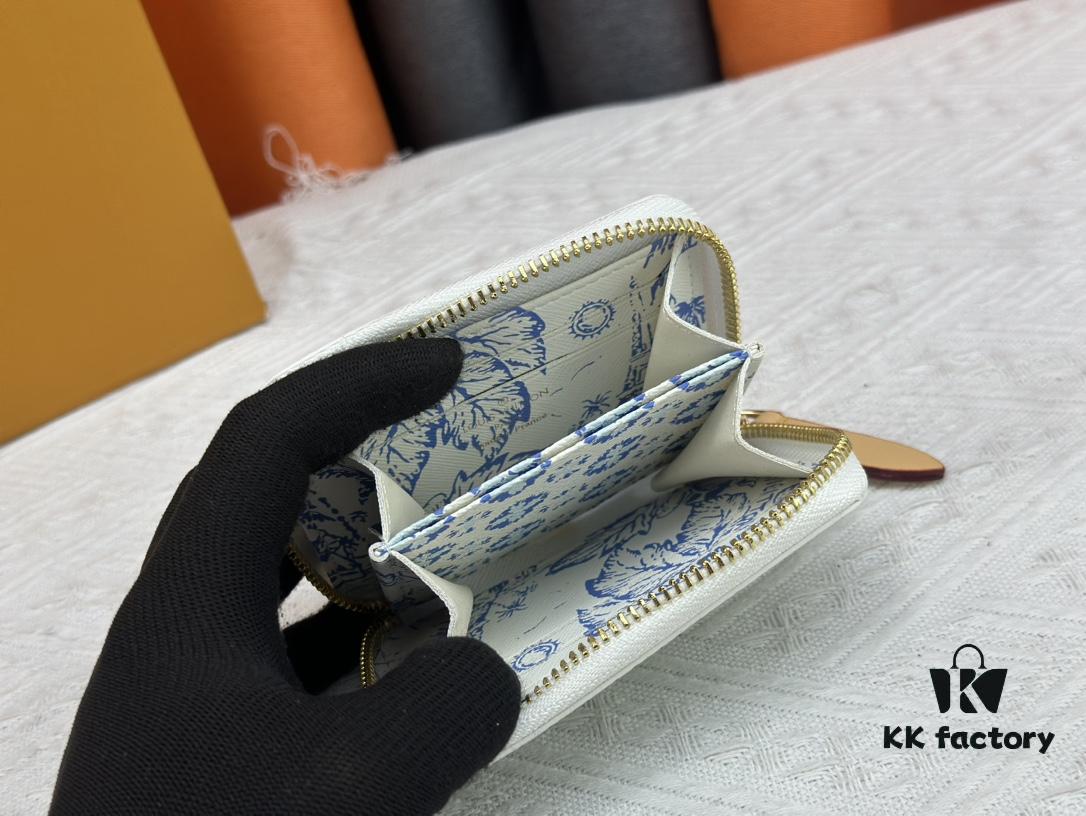 M83658 Blue Zippy Coin Purse