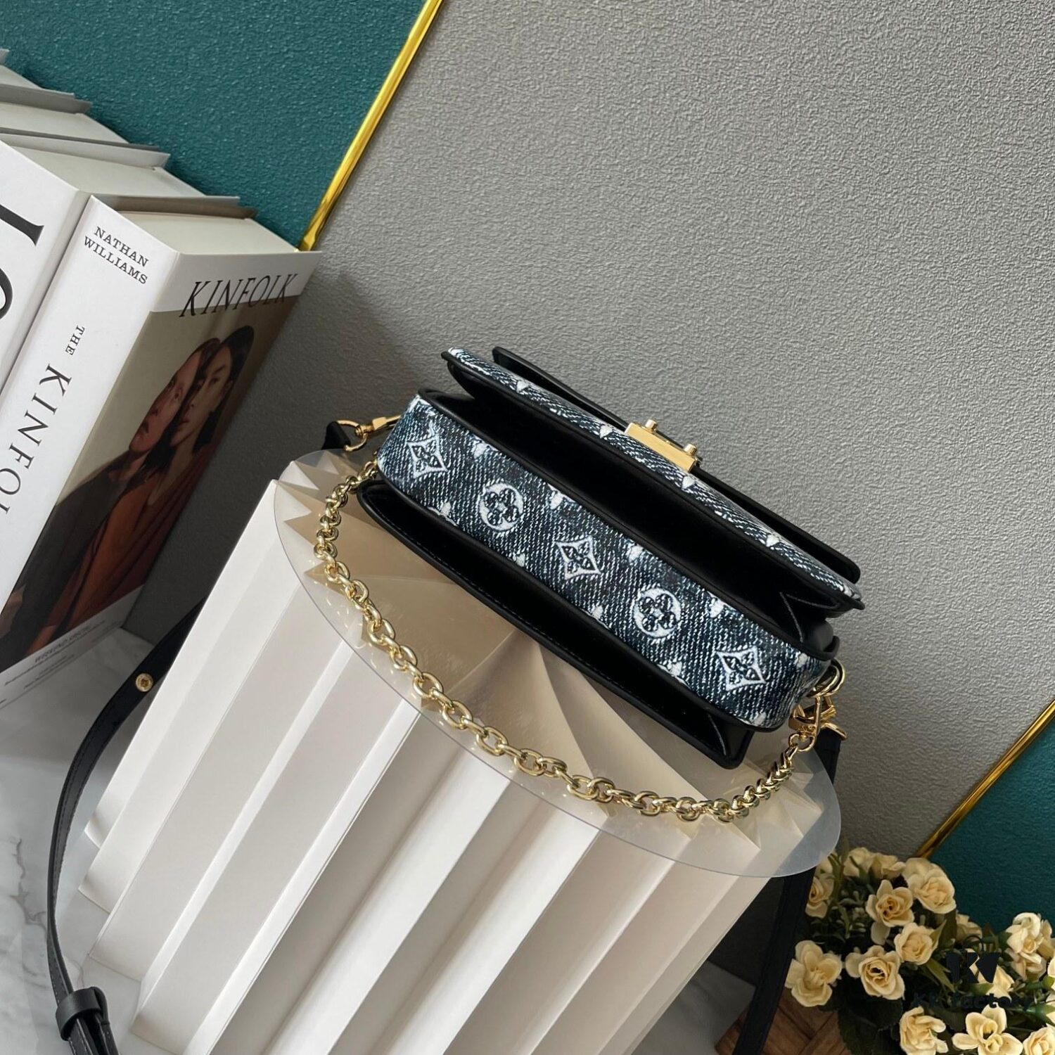 Upgraded Version 160 (High-Quality Replica) M12429 M23940 M40749 M46914 M46279 M22834 M46595 LV Messenger Bag Small East West Métis Handbag