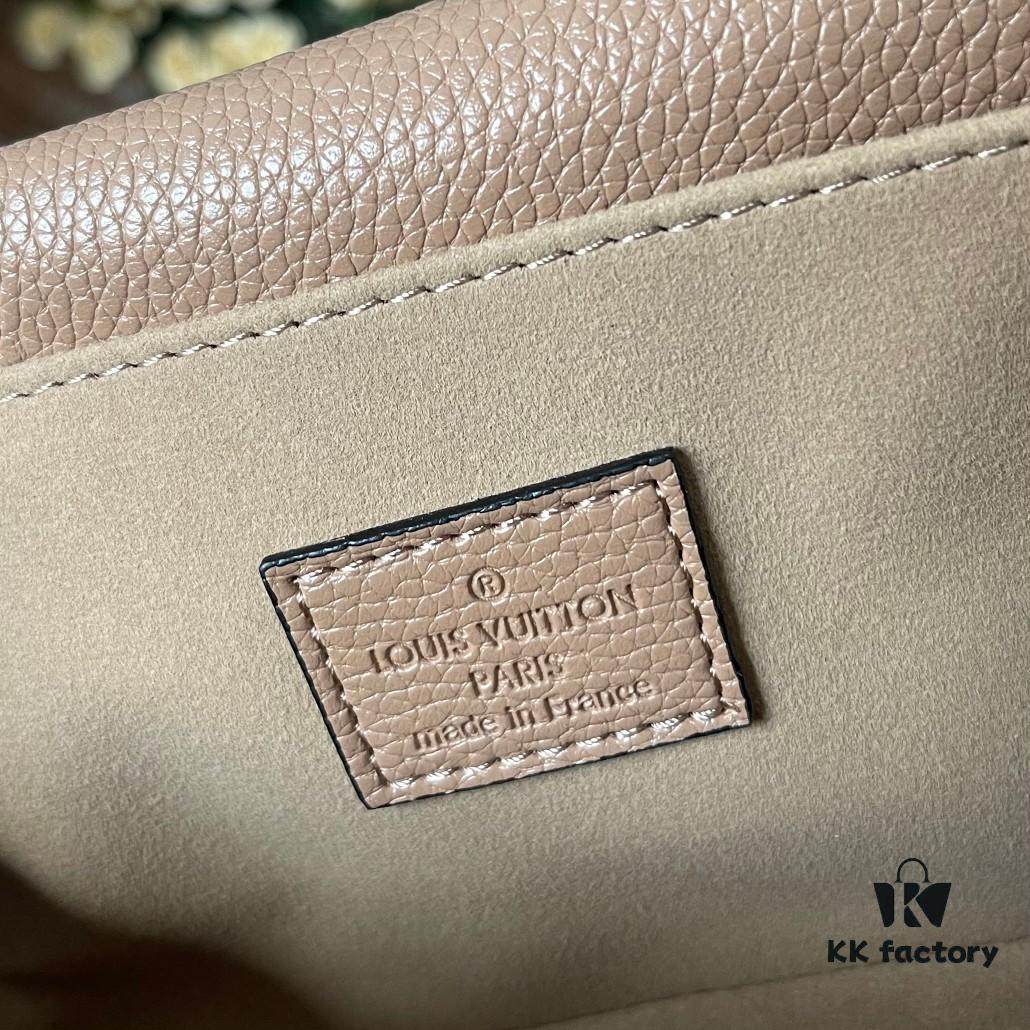 Upgraded Version 160 (High-Quality Replica) M12429 M23940 M40749 M46914 M46279 M22834 M46595 LV Messenger Bag Small East West Métis Handbag