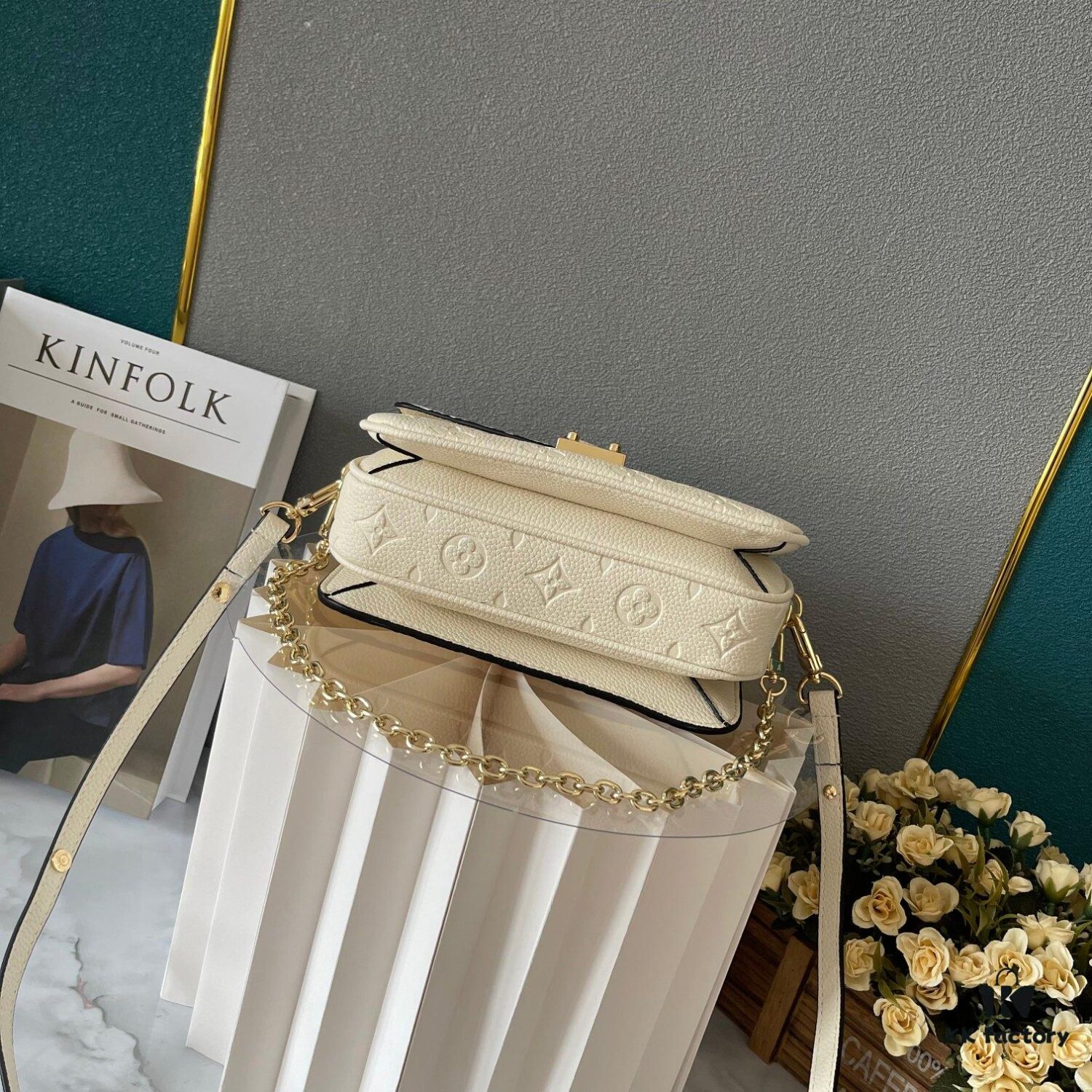 Upgraded Version 150 (High-Quality Replica) M12429 M23940 M40749 M46914 M46279 M22834 M46595 LV Satchel Bag Small East West Métis