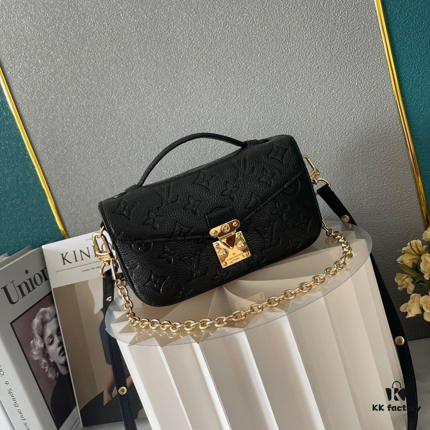 Upgraded Version 150 (High-Quality Replica) M12429 M23940 M40749 M46914 M46279 M22834 M46595 LV Messenger Bag Small East West Métis Handbag