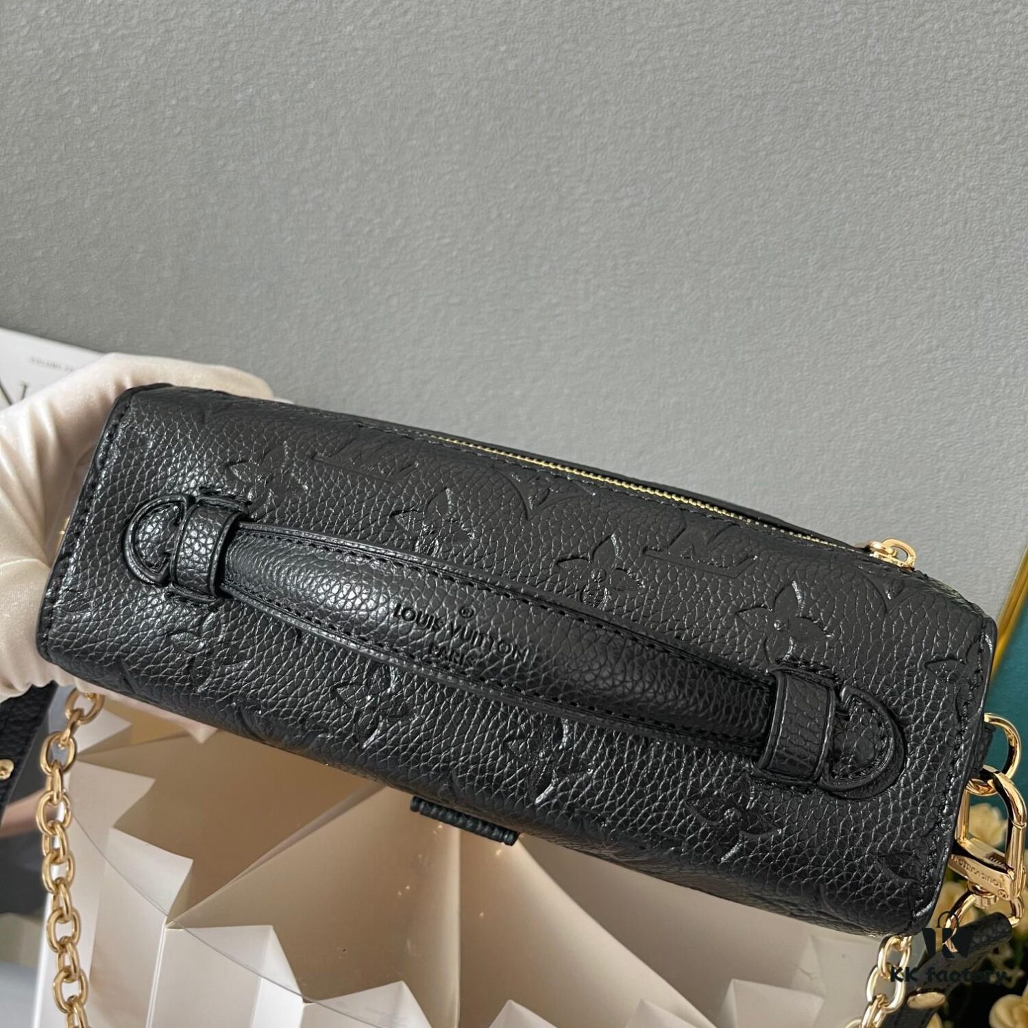 Upgraded Version 150 (High-Quality Replica) M12429 M23940 M40749 M46914 M46279 M22834 M46595 LV Messenger Bag Small East West Métis Handbag