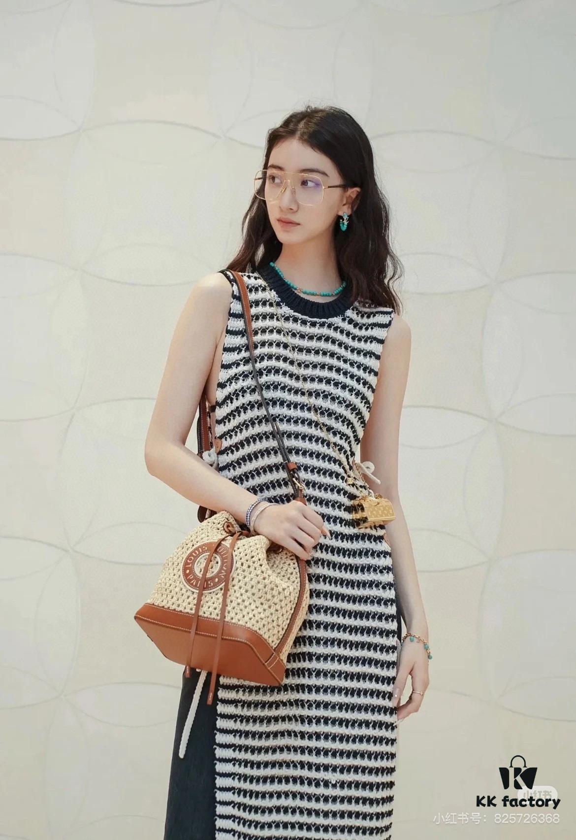 New Large Batch LV NOE PURSE Bucket Handbag with Raffia and Leather Trim