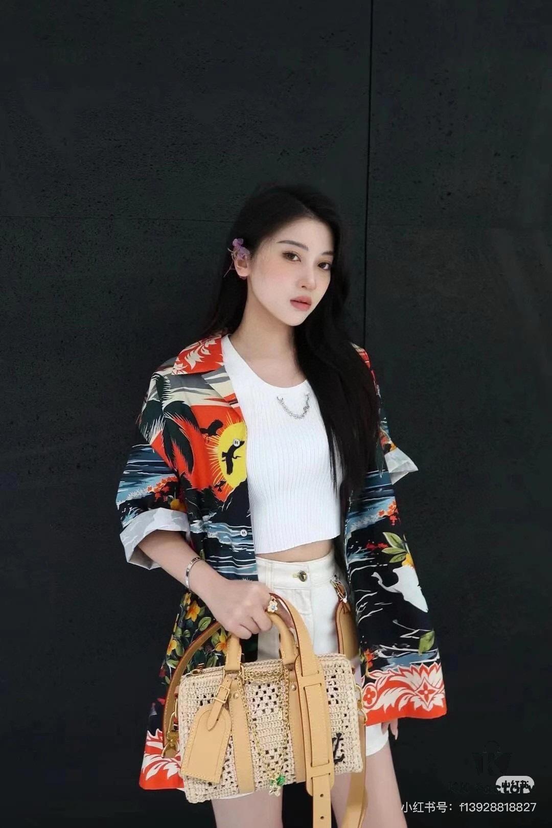 New Arrival LV Straw Keepall Pillow Bag