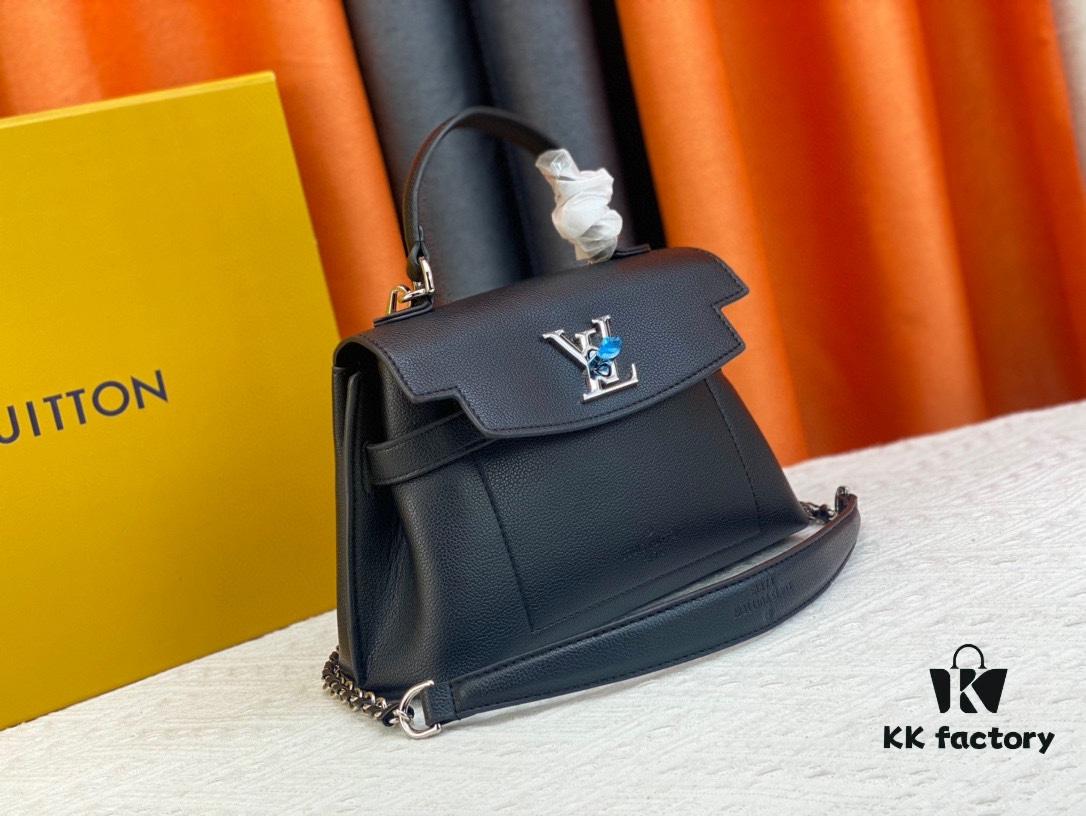 Exclusive Background Upgraded Original Version M21088 M21052 M20997 This Season, the Compact Lockme Ever Mini Bag Features Fashionable New Hues in Grained Calfskin Leather