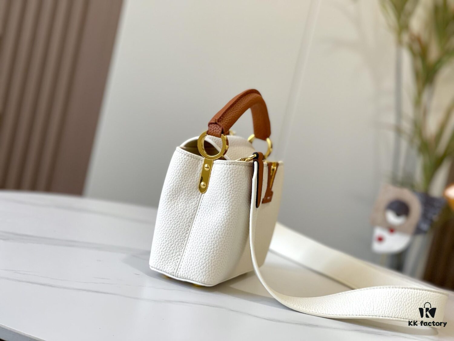 Upgraded M59440 Capucines Mini Bag