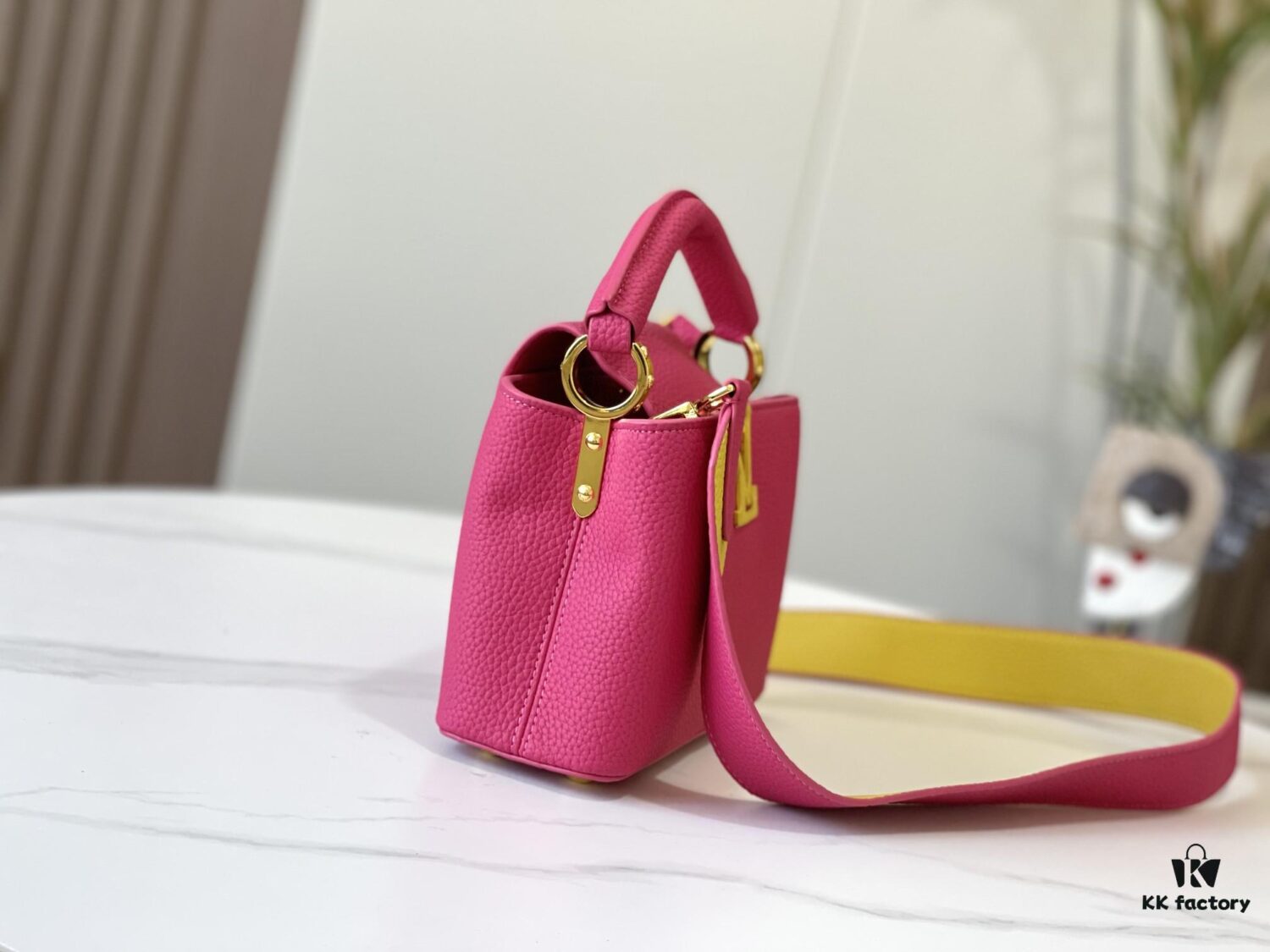 Upgraded M59440 Capucines Mini Handbag