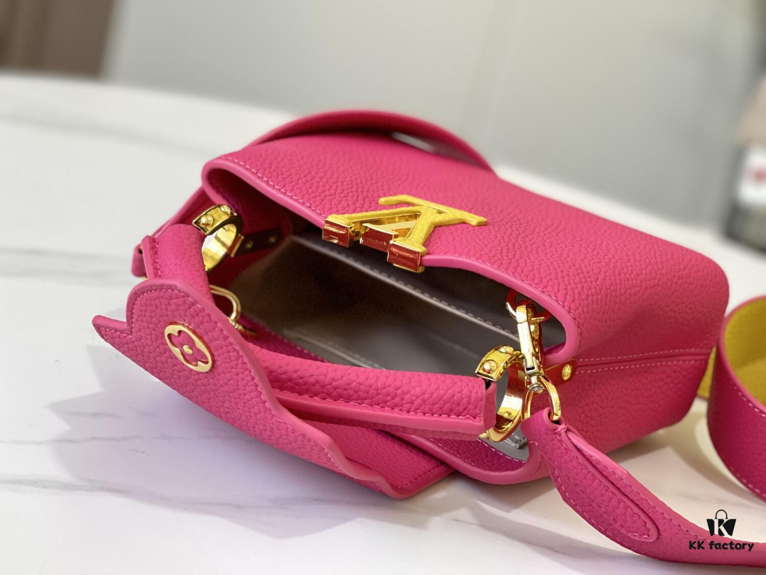 Upgraded M59440 Capucines Mini Handbag