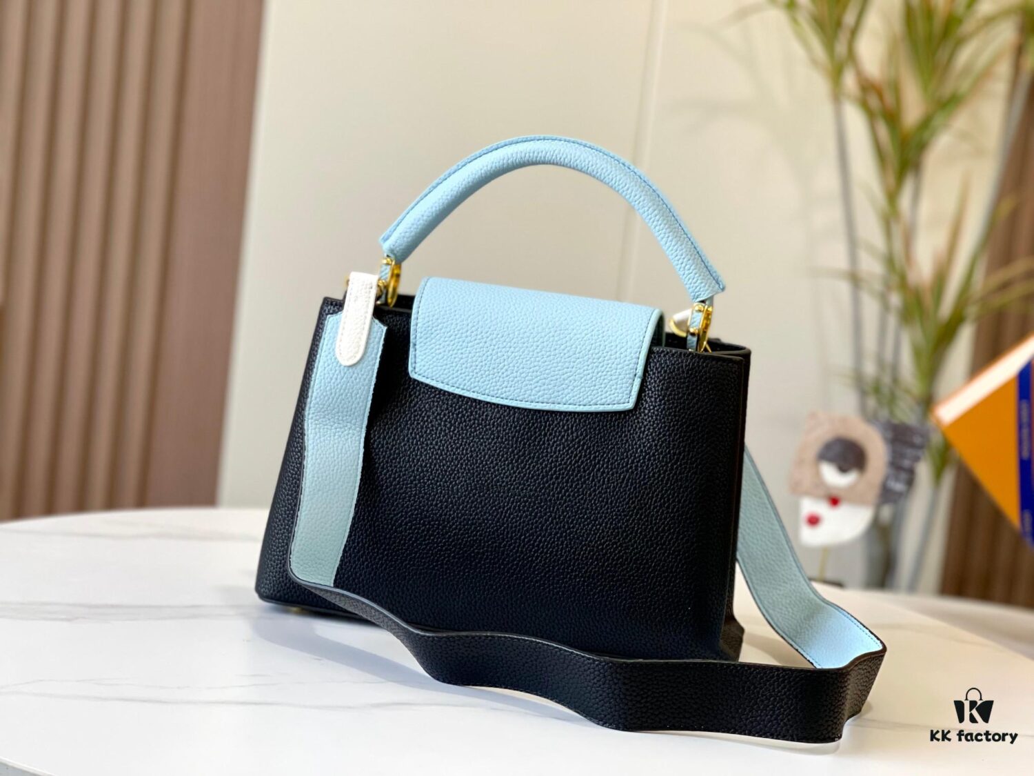 Upgraded Version 🇫🇷 M57523 M57522 Black and Lake Blue Capucines MM Handbag