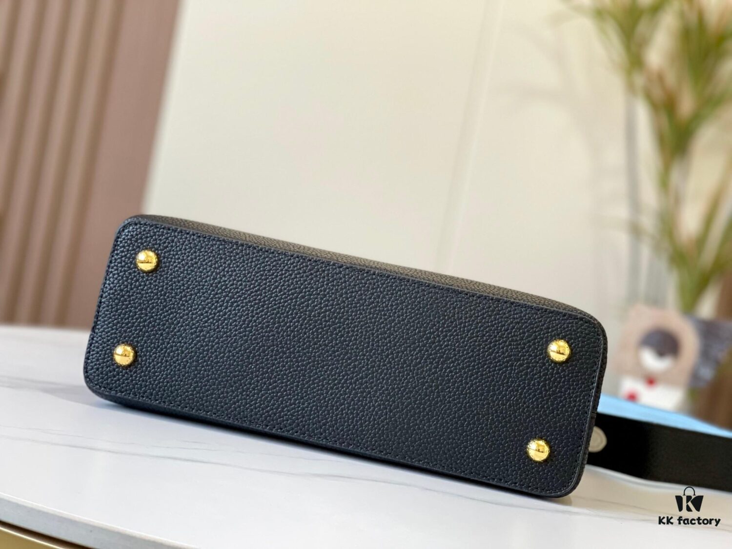 Upgraded Version 🇫🇷 M57523 M57522 Black and Lake Blue Capucines MM Handbag