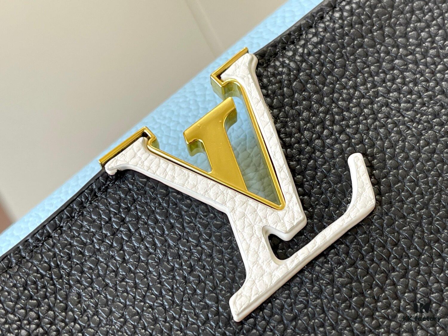 Upgraded Version 🇫🇷 M57523 M57522 Black and Lake Blue Capucines MM Handbag