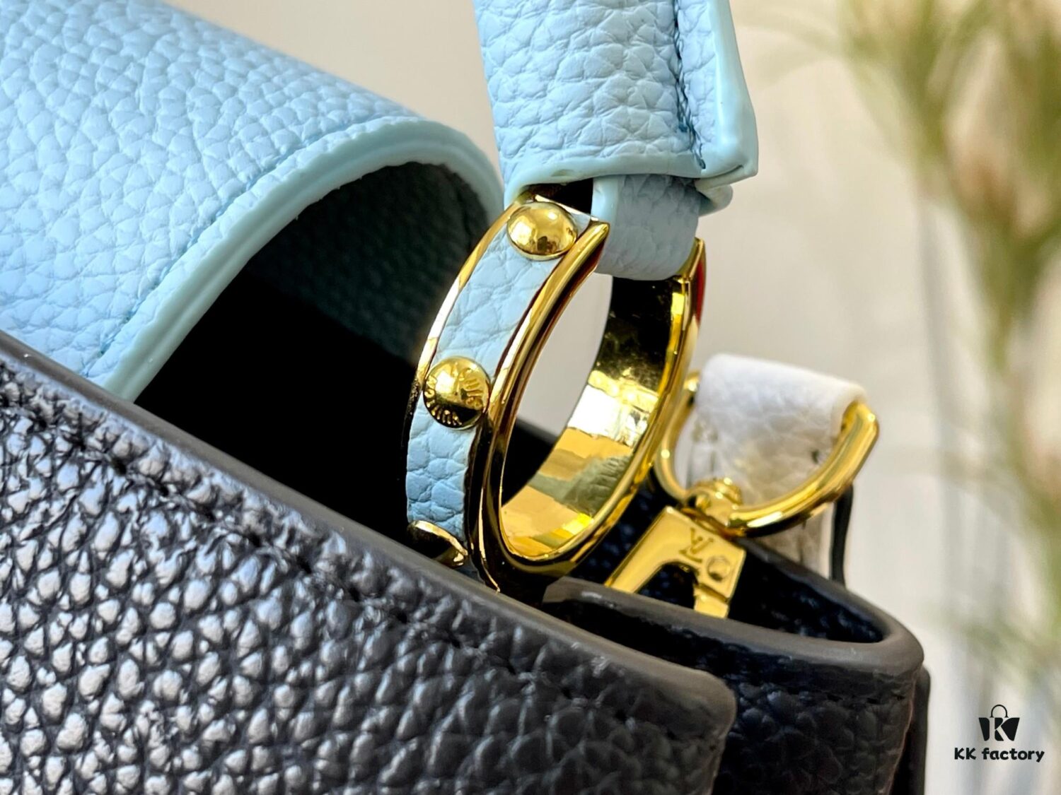 Upgraded Version 🇫🇷 M57523 M57522 Black and Lake Blue Capucines MM Handbag