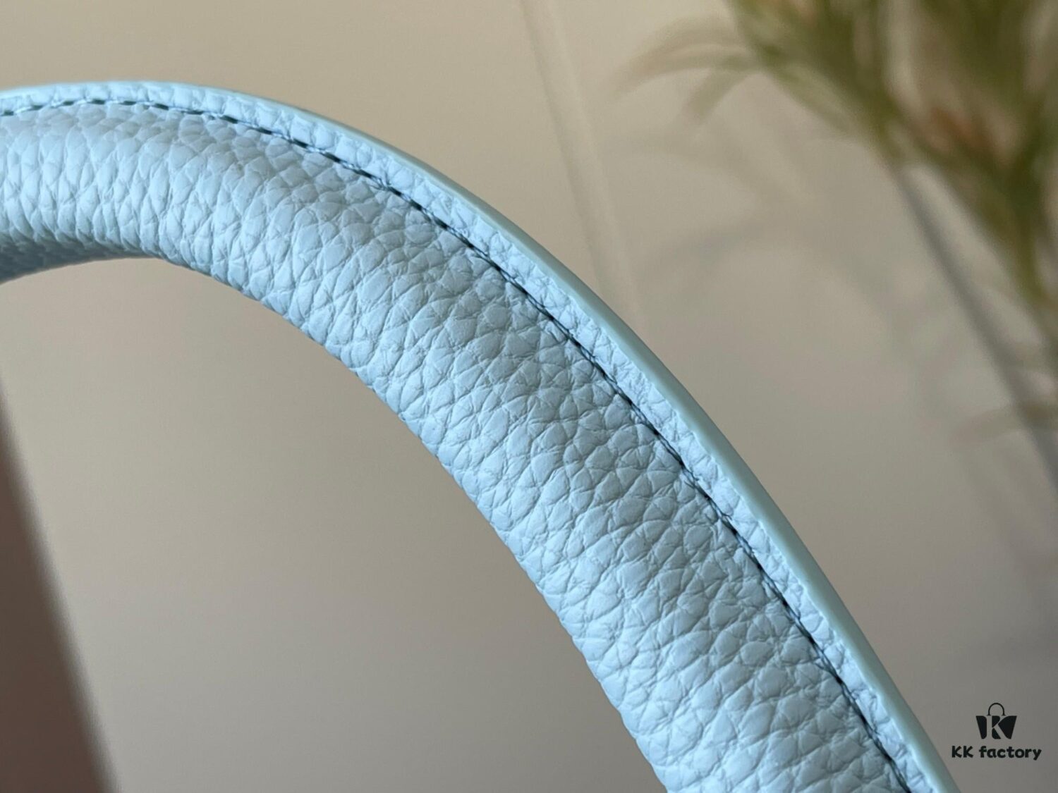 Upgraded Version 🇫🇷 M57523 M57522 Black and Lake Blue Capucines MM Handbag