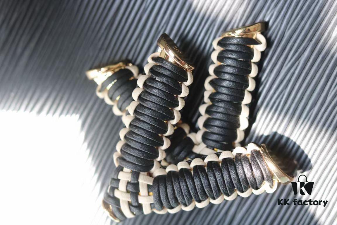 Top Quality Original! Welcome to Compare! Model No.: 50392/22229/22236. This medium-sized Twist handbag is crafted from Epi grained leather, featuring woven leather wrapping around the LV Twist lock and top handle, adding a soft elegance to its striking silhouette. The detachable and adjustable shoulder strap allows versatile carrying options—short shoulder, long shoulder, or crossbody wear.