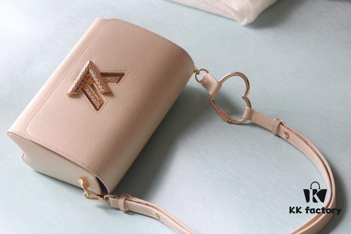 New Arrival Top-Quality Original Version Twist Medium Handbag - Model No. 50398/23390/23389