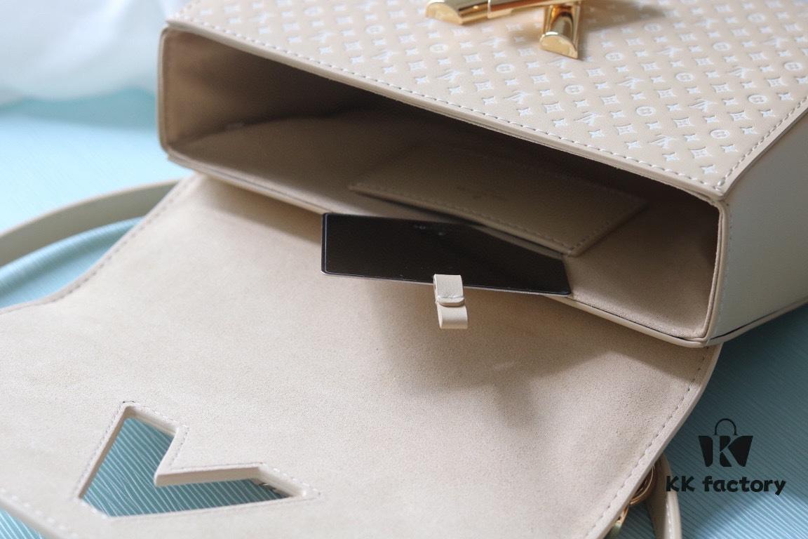 Authentic Mirror Included LV 2023 Twist Series Newest Style Top-Quality Original Version Comparable to Genuine Item Model Number: 50388