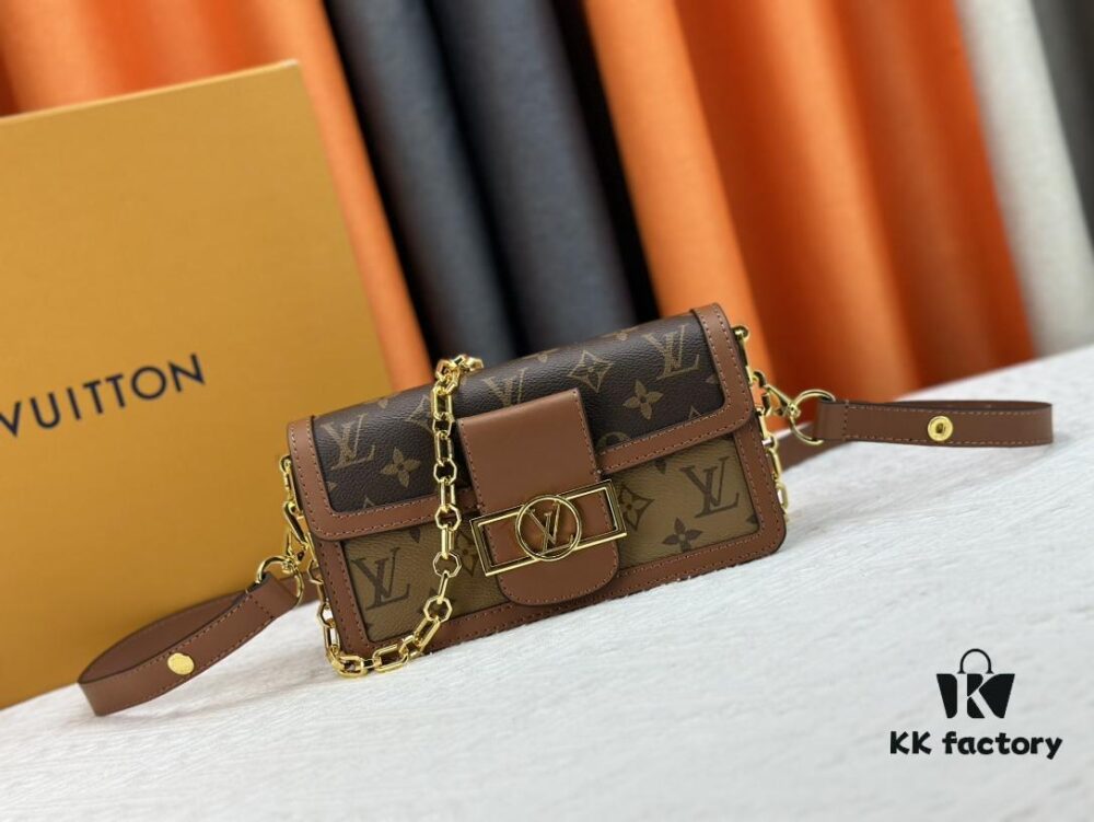 Upgraded M46757 Dauphine Mini East West Handbag